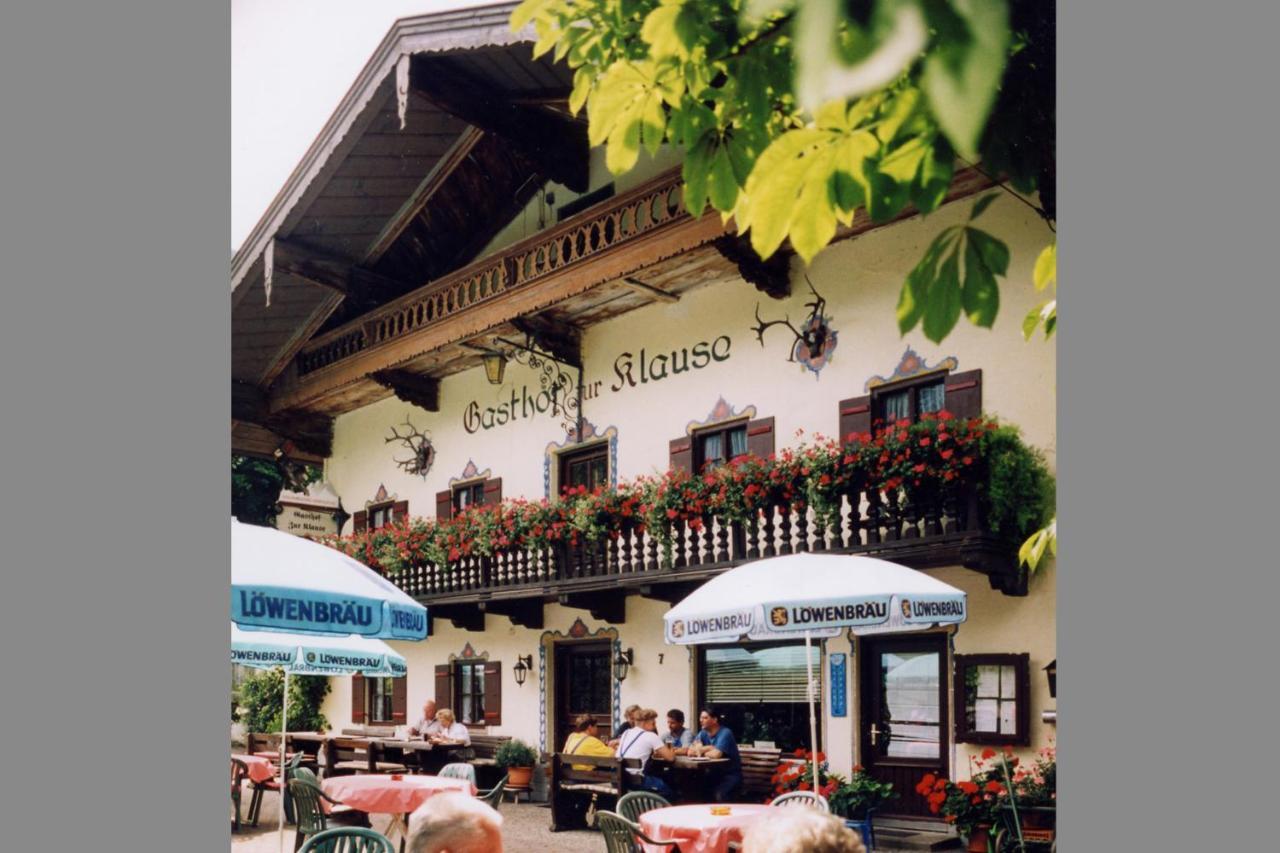 Pension Zur Klause อัสเชา อิม คีมเกา ภายนอก รูปภาพ